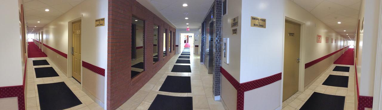 New Imperial Suites Whitecourt Buitenkant foto